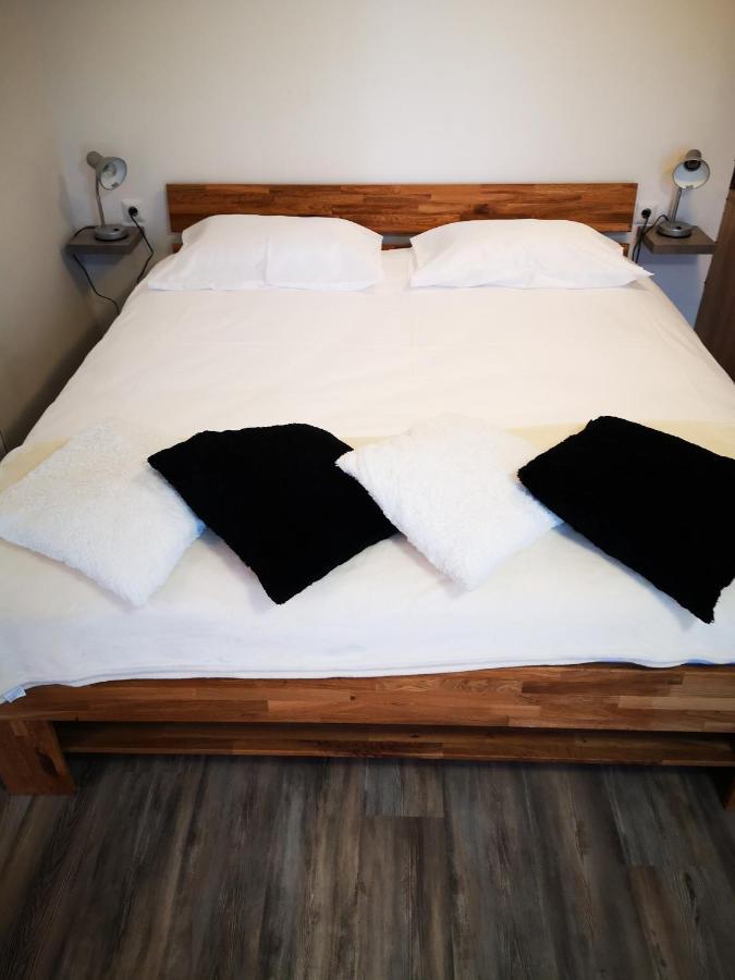 Apartments Ema Podčetrtek Exteriör bild